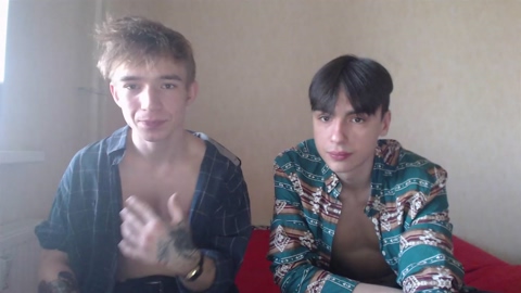 stralght_twinks  09-10-2022